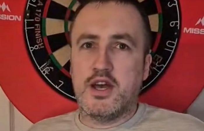 Darts star explains what players do when they leave the stage at World Championship