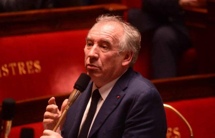 François Bayrou, passion for fireplaces: his special request upon his arrival in Matignon