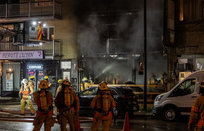 A Montreal pizzeria ravaged by fire in Rosemont