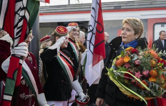 President of the Confederation Karin Keller-Sutter celebrated in her canton of Saint-Gall – rts.ch