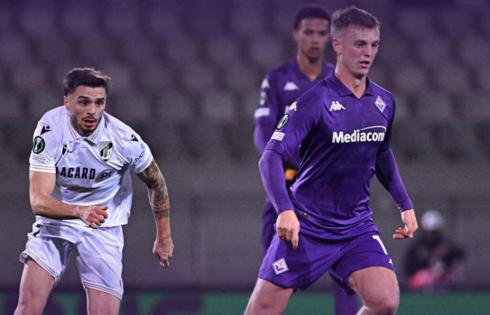 Fiorentina: golden draw (1-1) at Guimaraes. Viola in the round of 16. Goal from Mandragora after a bad first half. Report cards