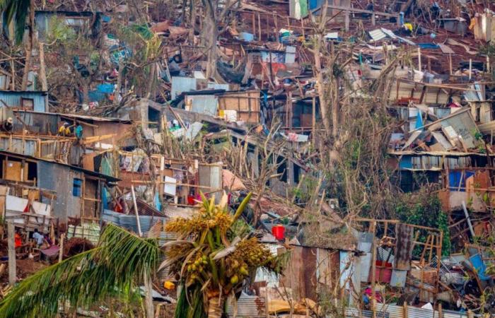 Devastated Mayotte awaits the arrival this Thursday of Emmanuel Macron