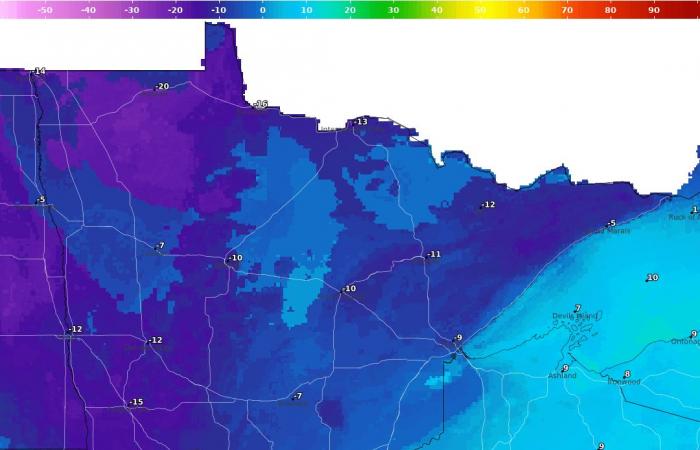 How much snow has fallen in Minnesota?