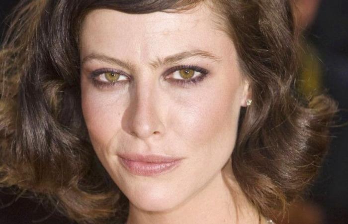 Actress Anna Mouglalis testifies against Gérard Miller