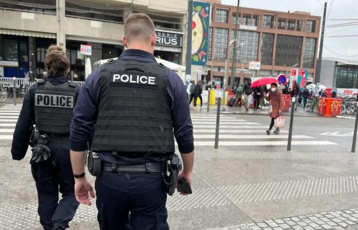 Lyon. The shady attitude alerts the police, a duo stopped in their tracks in a TCL metro station