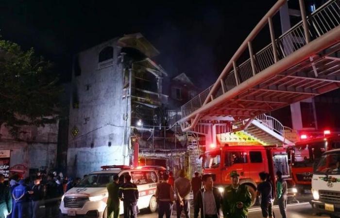 Eleven dead in cafe fire in Hanoi