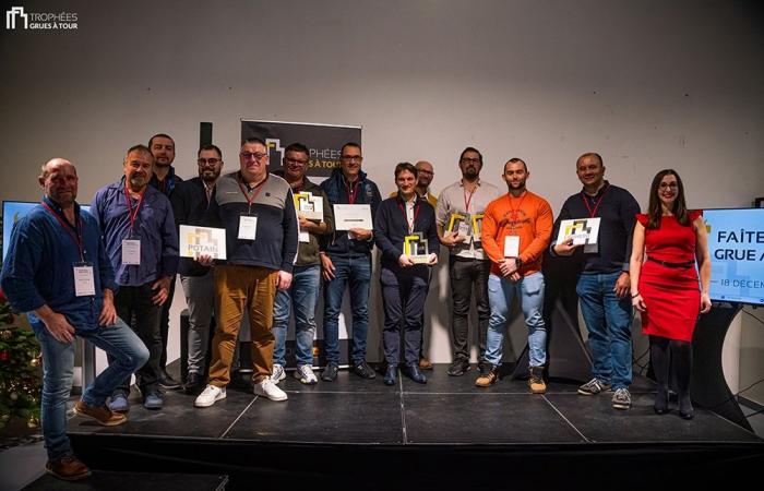 6 prizes for the 6th edition