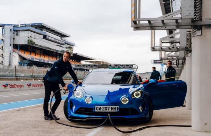 La Piste Bleue: the Alpine customer experience in the heart of the Le Mans circuit