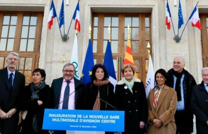 With the new central station square, Avignon stages its entrance to the city