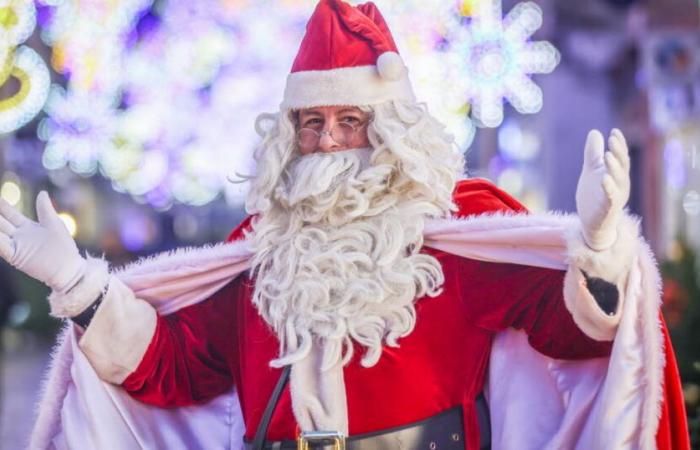 the town hall issues an order to allow the movement of Santa Claus