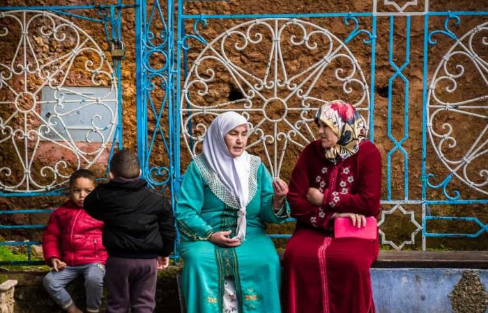 How many consider Amazigh as their mother tongue in Morocco and where do they live?