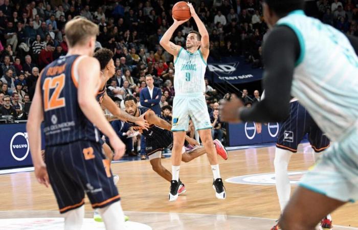 Basketball. Pro B. Elan Béarnais narrowly fails in Poitiers