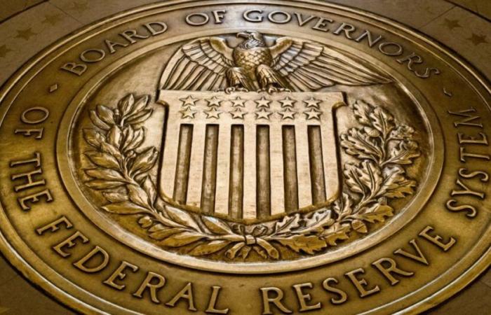 The Fed cuts its rates a third time but shows itself