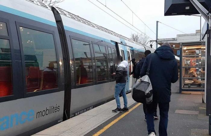 now, by RER E, Seine-et-Marne is directly connected to La Défense, and that’s nice