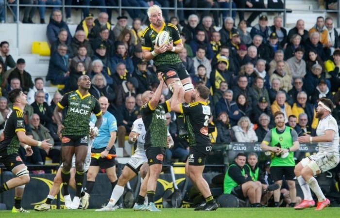 standoff in sight in La Rochelle