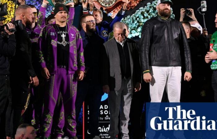 Tyson Fury weighs in with war cry at 50lb more than Oleksandr Usyk | Boxing