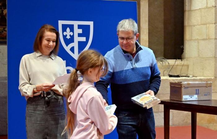 The City of Narbonne offers hundreds of books to young people