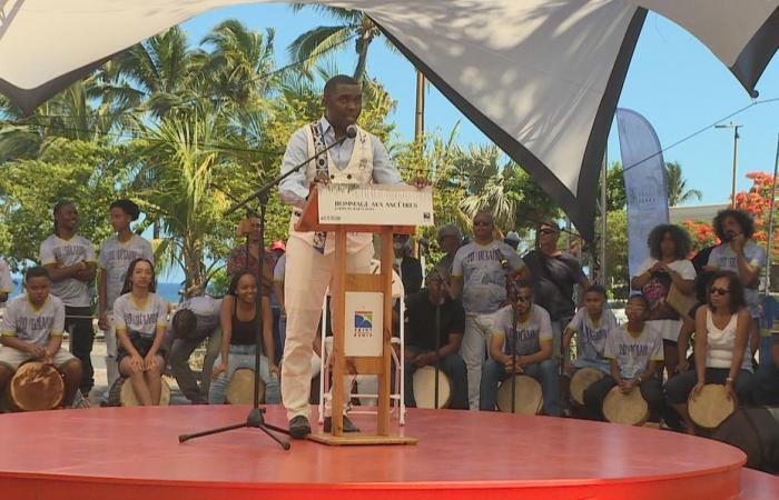 in Saint-Denis, the tribute to the ancestors salutes the memory of the victims of Chido