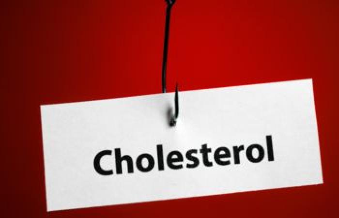 8 surprising signs of high cholesterol in winter