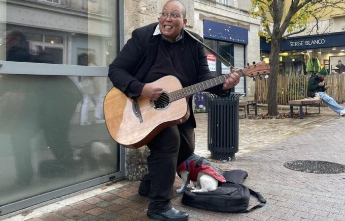 Aminta, the iconic voice of the streets of Poitiers, has released a CD