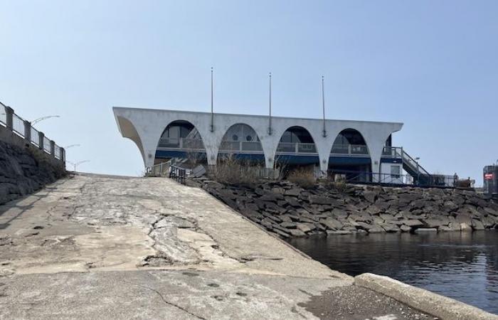 Chicoutimi Marina: can the owner legally sell the building?