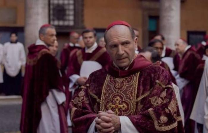 Conspiracy in the Vatican with Oscar's Ralph Fiennes