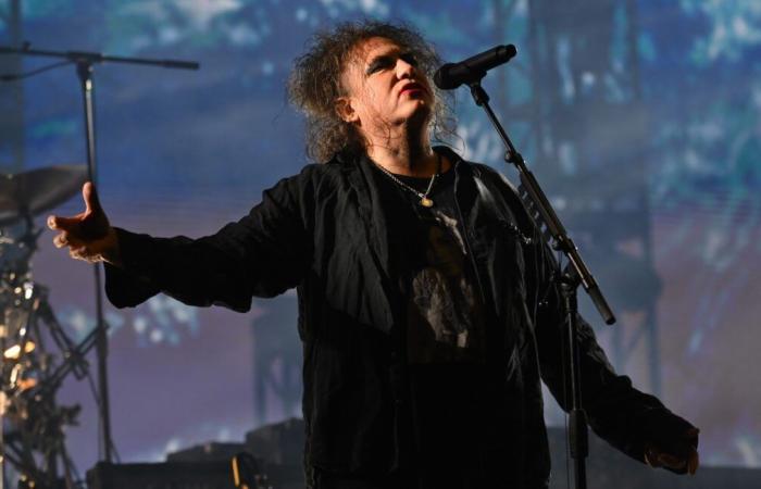 Robert Smith says he doesn’t ‘release music on principle’