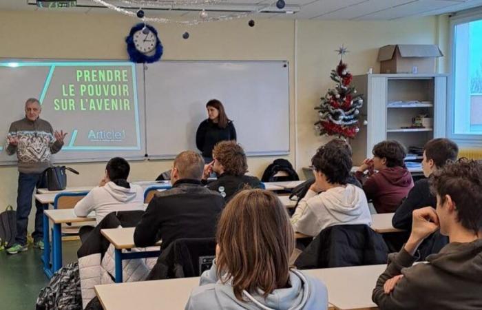 a “Déclic” workshop to help high school students find their way after the baccalaureate