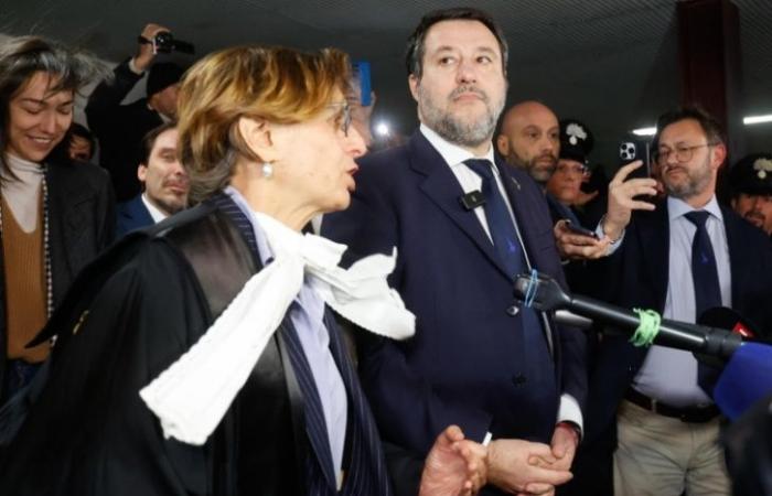 Open Arms: Salvini safe and the government too, for now