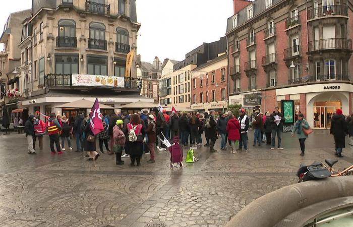 around a hundred people gathered in Reims