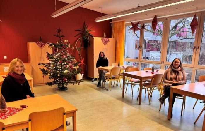 Lonely Christmas: For many people, the festive season is particularly stressful