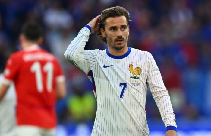 Griezmann's update on his international retirement and Maignan's rant