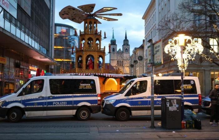 the market area remains cordoned off, a tribute paid this evening to the victims in Magdeburg