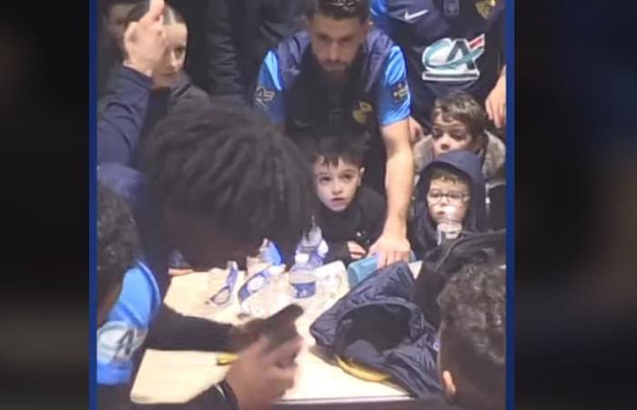 “We celebrate Christmas before its time”, the images of the euphoria in the Saint-Brieuc locker room after the feat