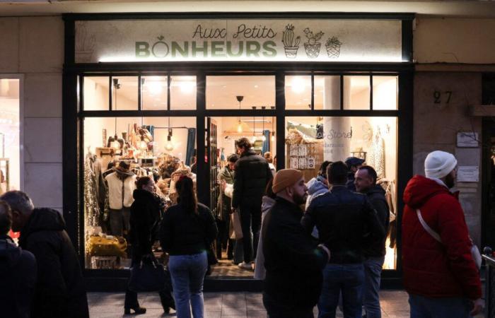 IN PICTURES. The madness of the last Saturday before Christmas in the center of Caen