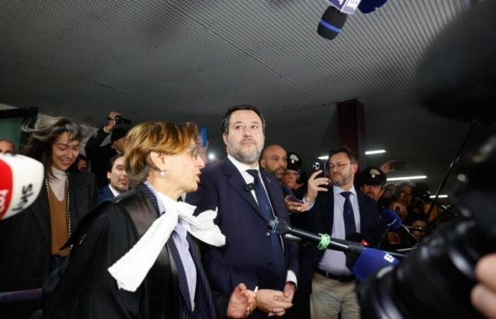 Why was Salvini acquitted? Non-mandatory disembarkation or a political act: hypotheses on the decision