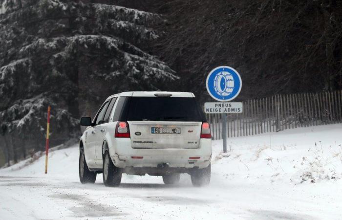 Up to 1 meter of snow, avalanches, ice: three departments on orange alert this Sunday