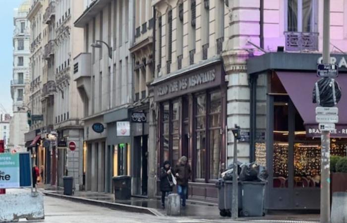 Lyon. Rue Grenette reopened to traffic? –