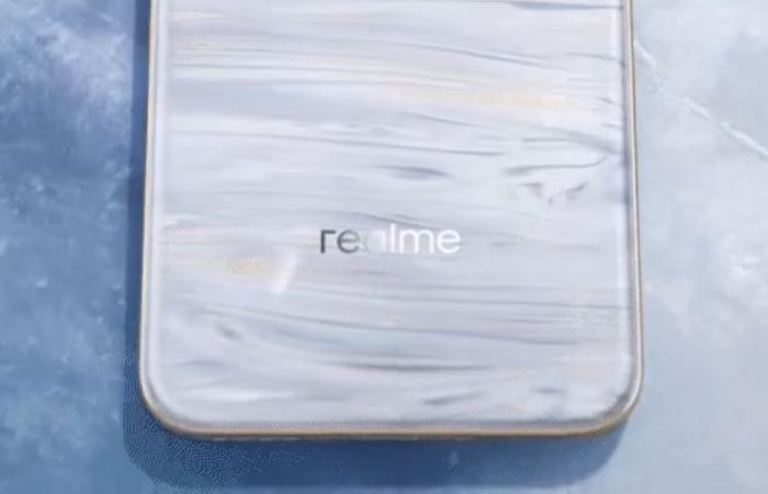 The Realme 14 Pro series, featuring a unique cold-sensitive design (Unique Pearl Design), is expected to launch in early 2025