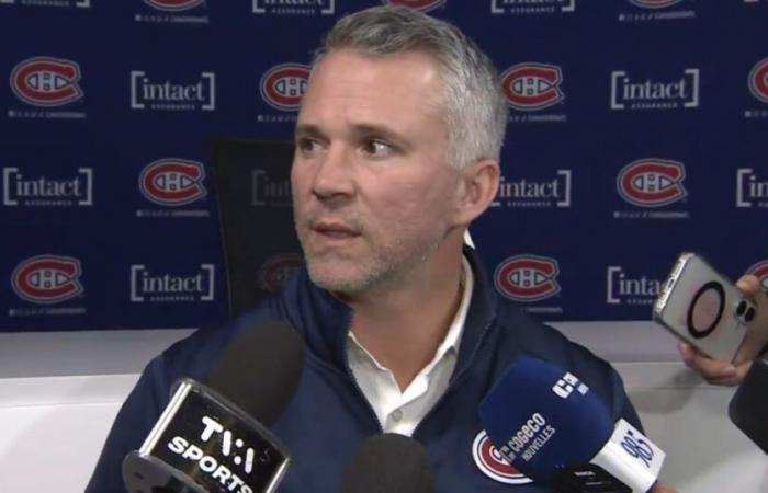 Visibly irritated, Martin St-Louis drops a Tab***** in the middle of a press briefing