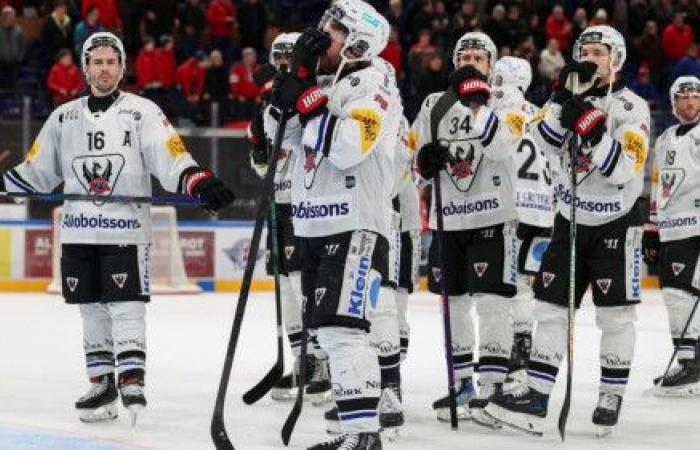 Hit | Fribourg-Gottéron dark in Rapperswil