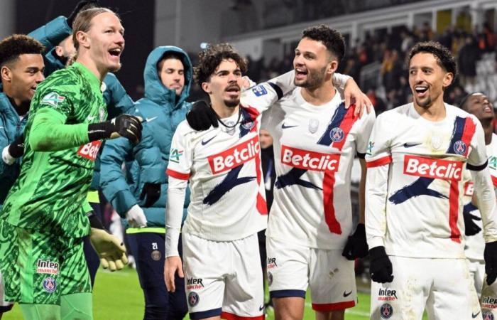 PSG eliminates Lens on penalties