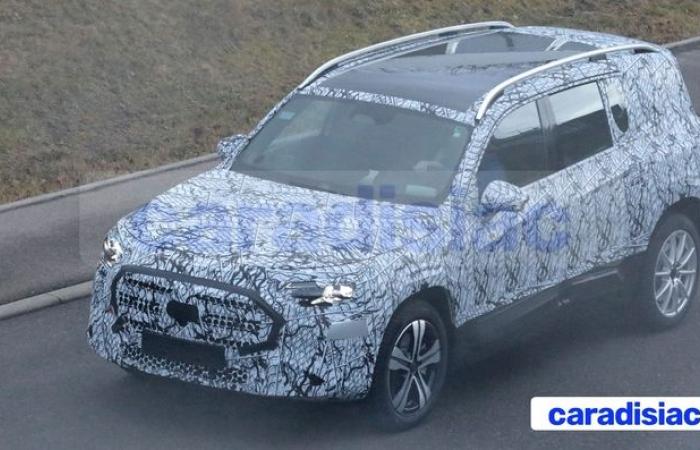 Start of the test period for the future Mercedes GLB which will also exist in electric form