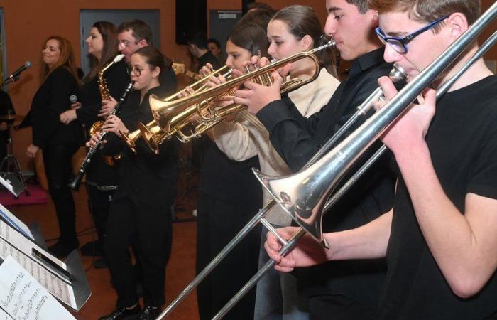 Young musicians liven up the wishes of the Community of Communes