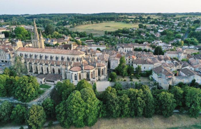 An incredible book to discover the past of one of the most beautiful cities in Gironde