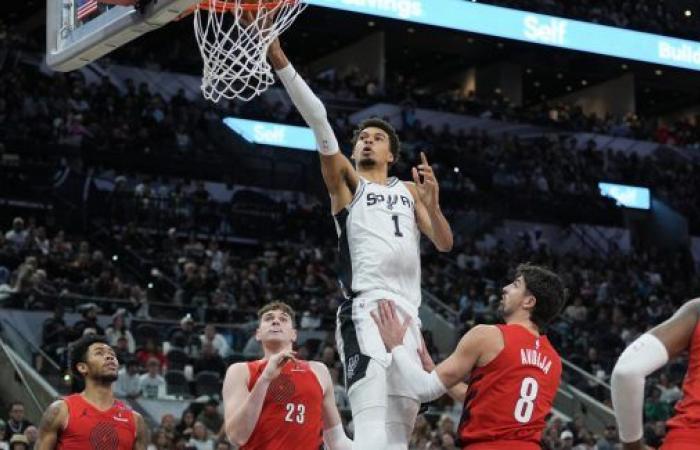 Victor Wembanyama (30 points, 10 blocks) and the Spurs easily dominate the Blazers • Basket USA