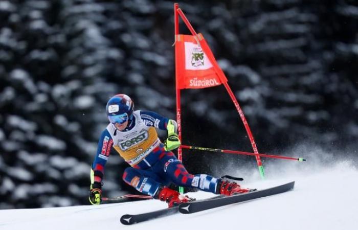 Filip Zubcic leads the first round of the Alta Badia giant, Marco Odermatt close behind