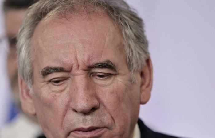 François Bayrou's popularity rating is historically low, according to Ifop