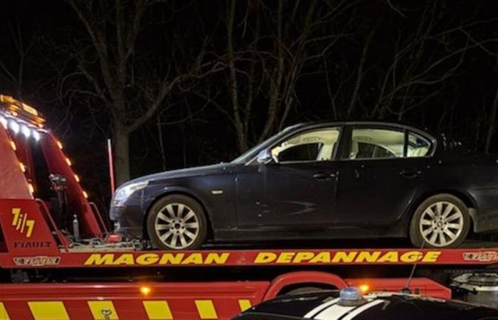 His BMW is holding up despite its 660,000 km, it can still climb above 200 km/h