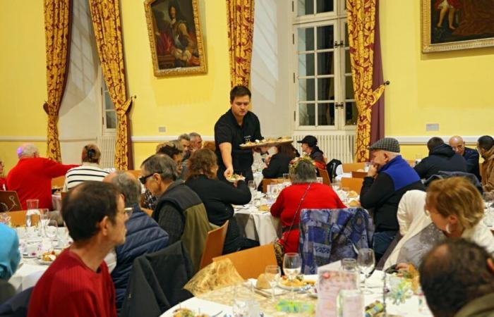 More than 220 Blésois benefited from solidarity New Year’s Eve at the castle